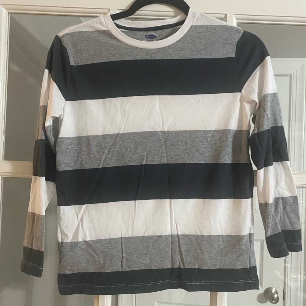 Old Navy Gray and White Crew Neck Tee